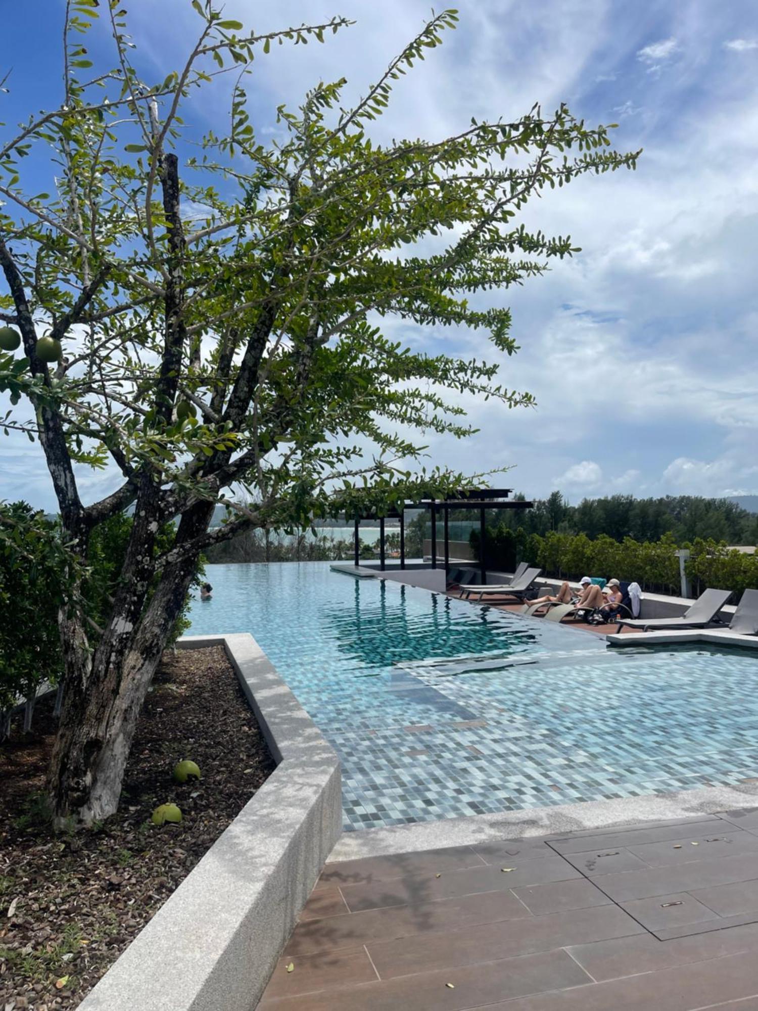 6Th Avenue Surin Beach Ngoại thất bức ảnh